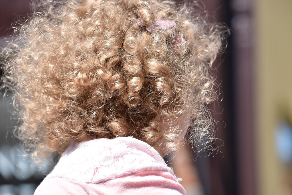 Comment Prendre Soin des Cheveux d'un Enfant ? – TopBrush®